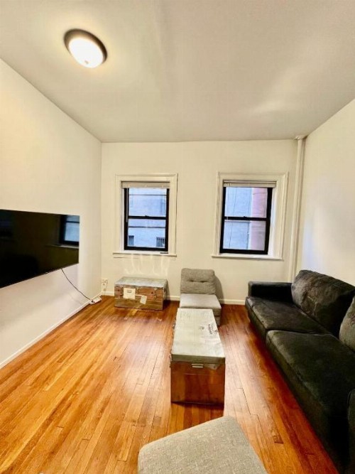 Mid Town East 28th Street Apartments Next to Times Square - image 11