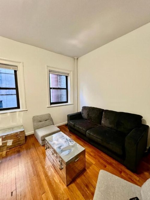 Mid Town East 28th Street Apartments Next to Times Square - image 12