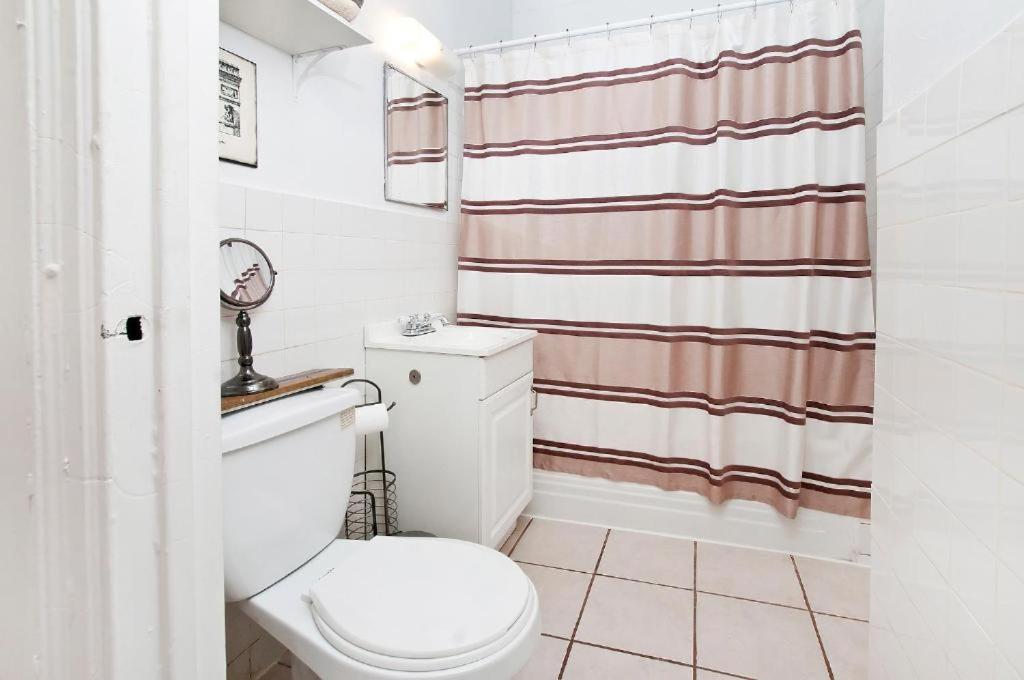 Mid Town East 28th Street Apartments Next to Times Square - image 3