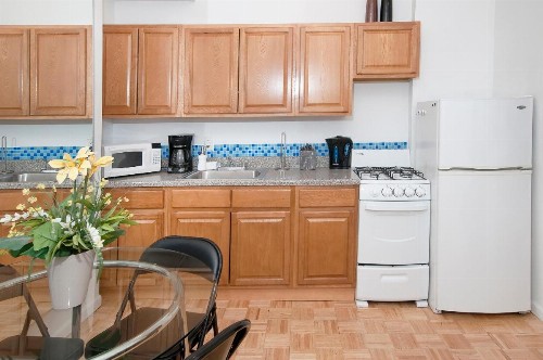 Mid Town East 28th Street Apartments Next to Times Square - image 9