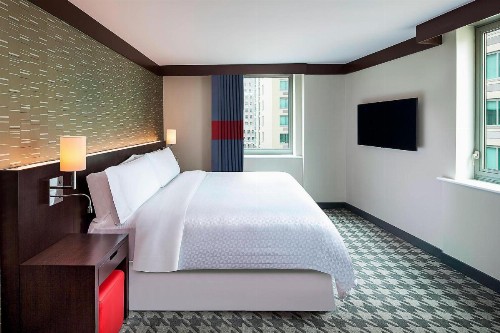 Four Points by Sheraton New York Downtown - image 4