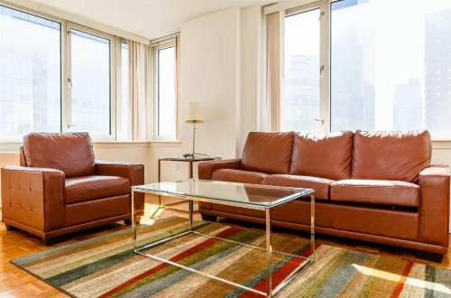 Tower Suites in Times Square - image 1