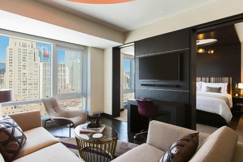 Renaissance New York Midtown Hotel - image 11