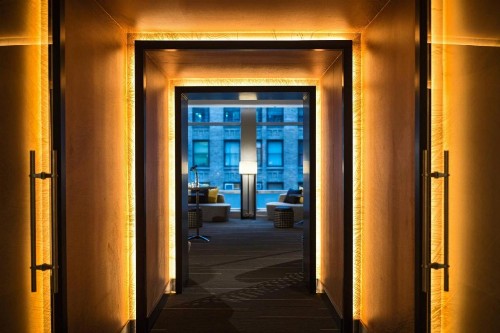 Renaissance New York Midtown Hotel - image 13