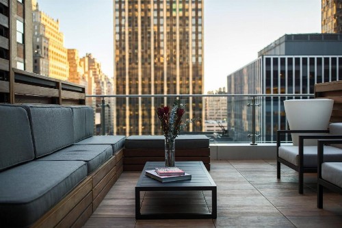 Renaissance New York Midtown Hotel - image 14
