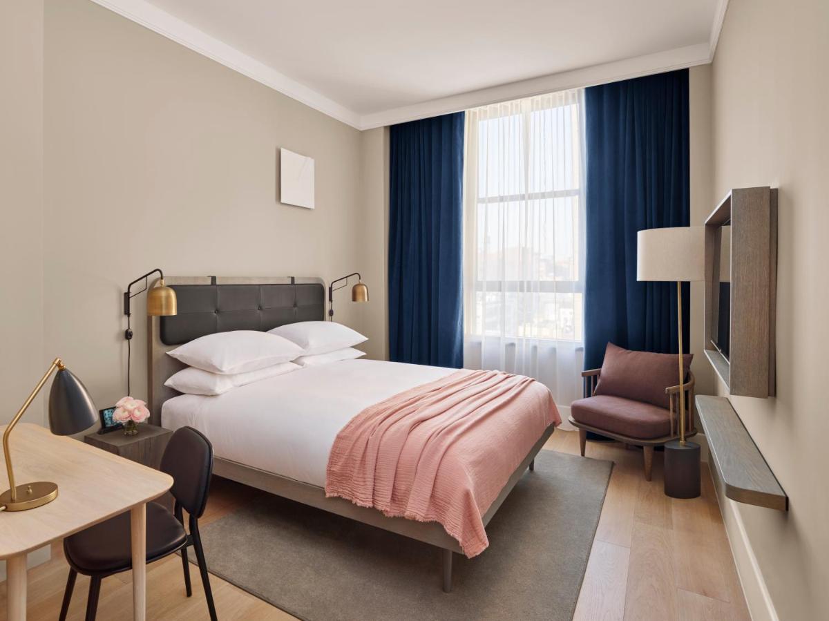 11 Howard - image 2