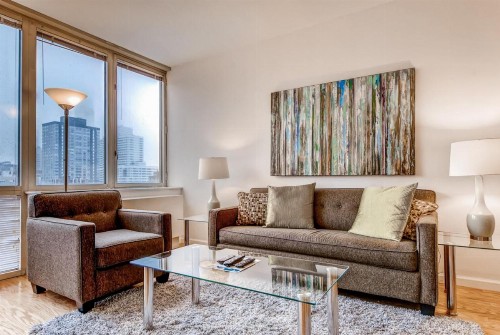 Global Luxury Suites at The Pearl - image 7