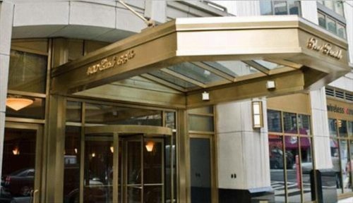 Global Luxury Suites at The Pearl - image 9