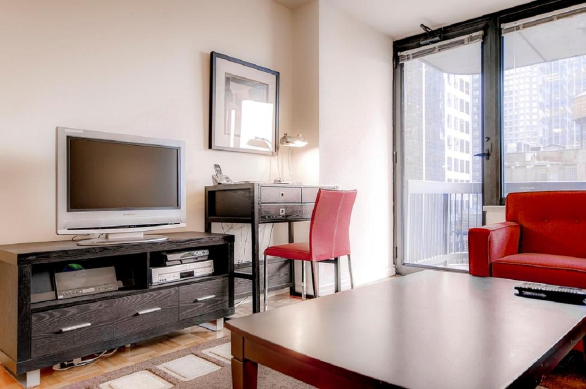 Global Luxury Suites at Symphony House - image 7