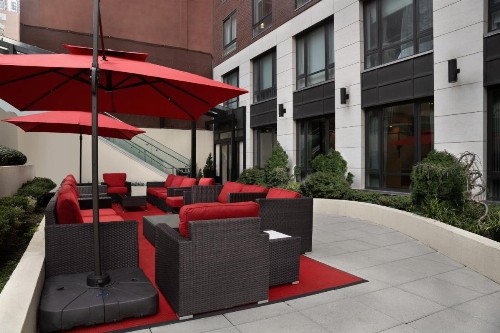 Fairfield Inn & Suites by Marriott New York Manhattan/Central Park - image 13