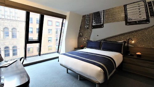 Carnegie Hotel - image 21
