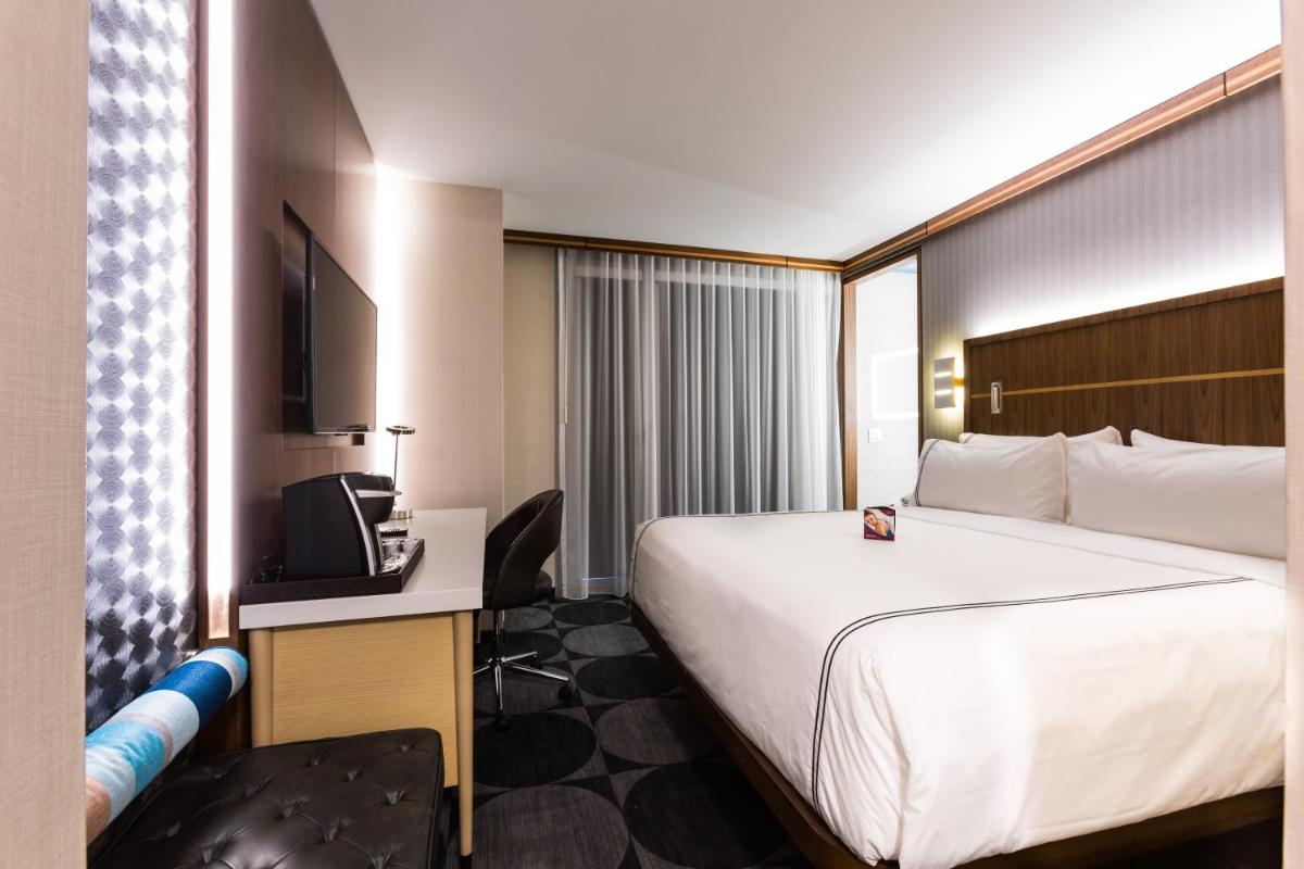 Crowne Plaza HY36 Midtown Manhattan an IHG Hotel - image 4