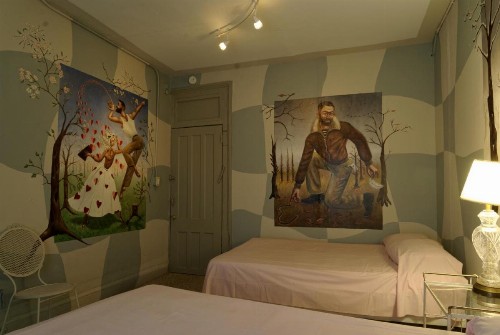 Carlton Arms Hotel - image 21