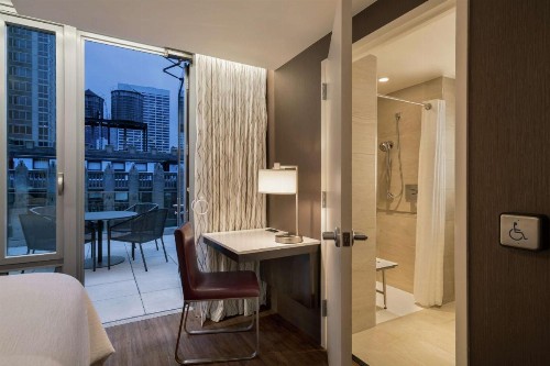 Embassy Suites By Hilton New York Manhattan Times Square - image 50