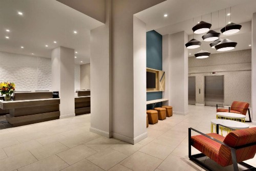 Hilton Garden Inn New York Times Square South - image 10