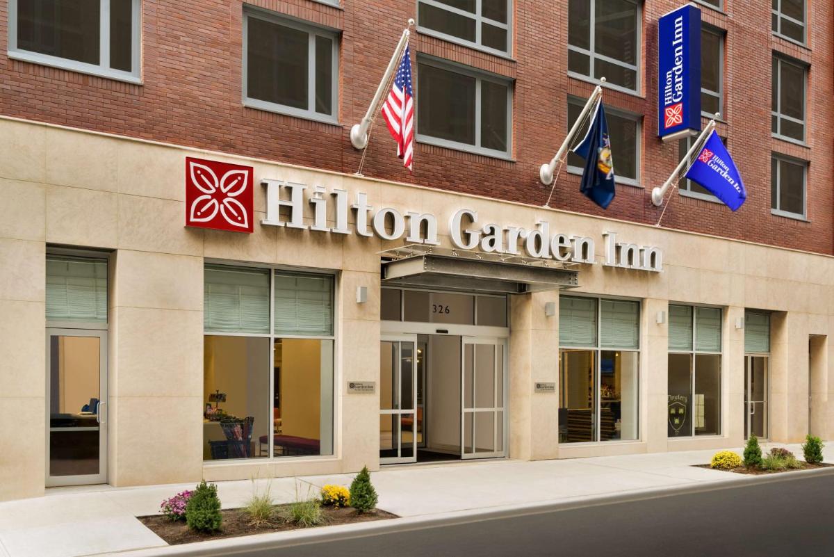 Hilton Garden Inn New York Times Square South - image 4