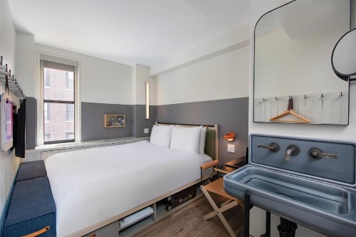 MOXY NYC Times Square - image 24