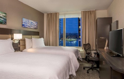 Hilton Garden Inn NYC Financial Center/Manhattan Downtown - image 8