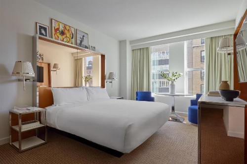 Mondrian Park Avenue - image 12