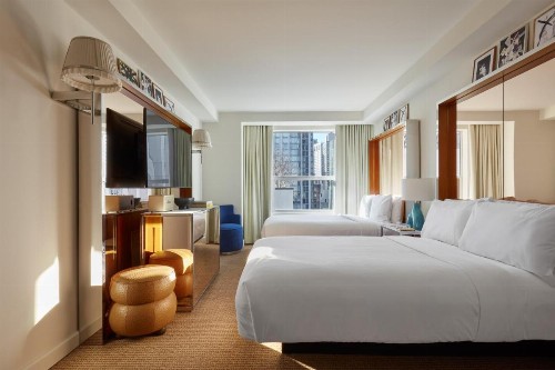 Mondrian Park Avenue - image 21