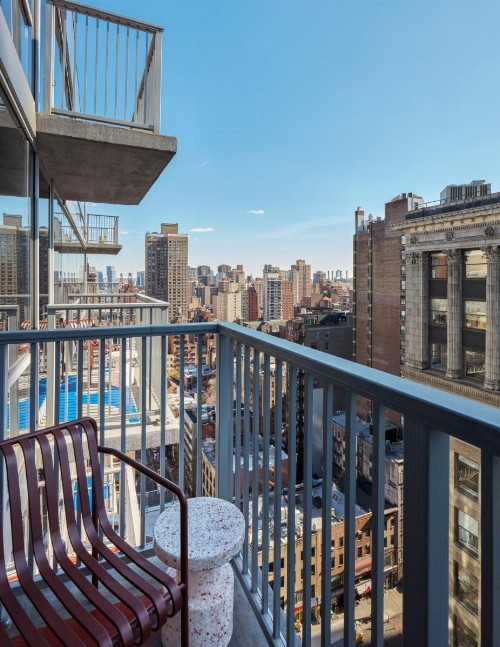Mondrian Park Avenue - image 26
