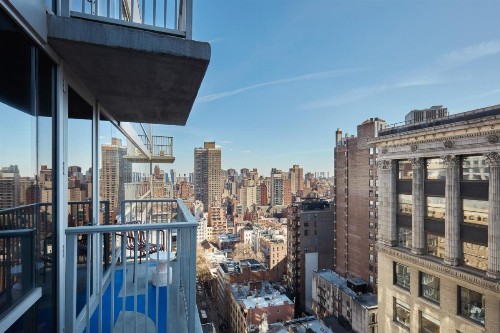 Mondrian Park Avenue - image 27