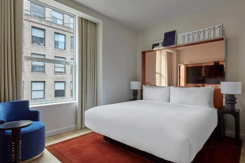Mondrian Park Avenue - image 31