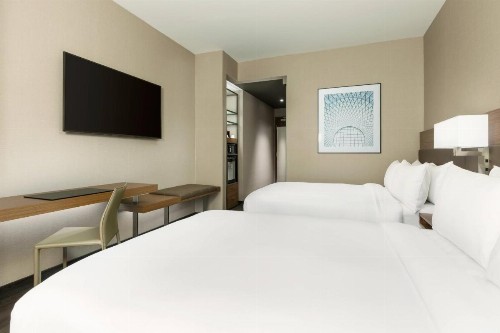AC Hotel by Marriott New York Times Square - image 14