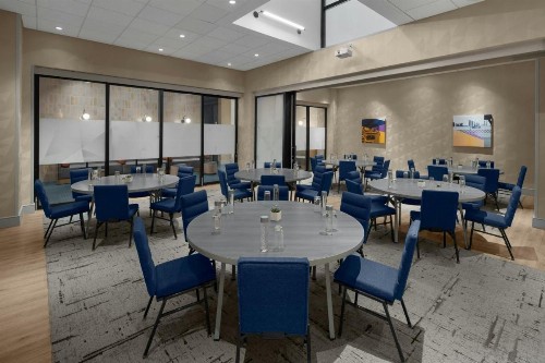 Fairfield Inn & Suites by Marriott New York Downtown Manhattan/World Trade Center Area - image 42