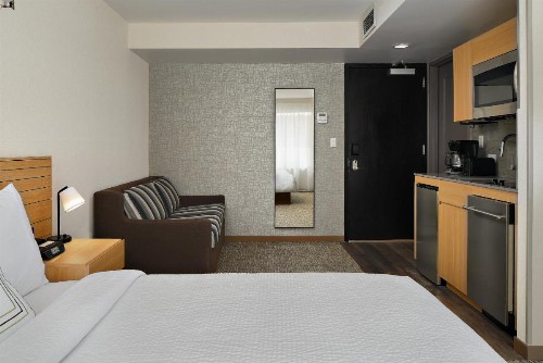 TownePlace Suites by Marriott New York Manhattan/Times Square - image 3