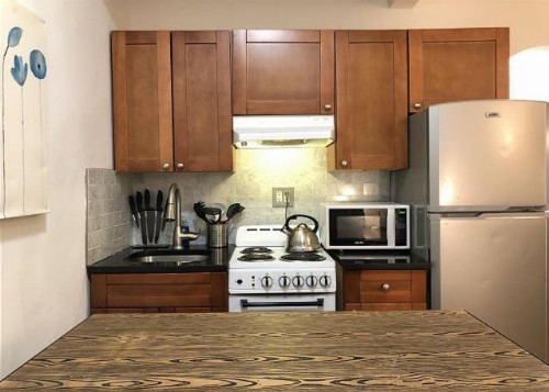 Modern Midtown East Apartments in NYC - image 7