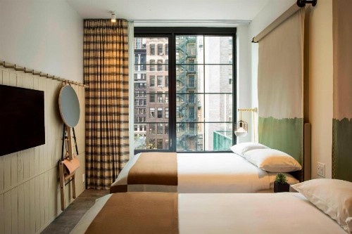 Moxy NYC Chelsea - image 17
