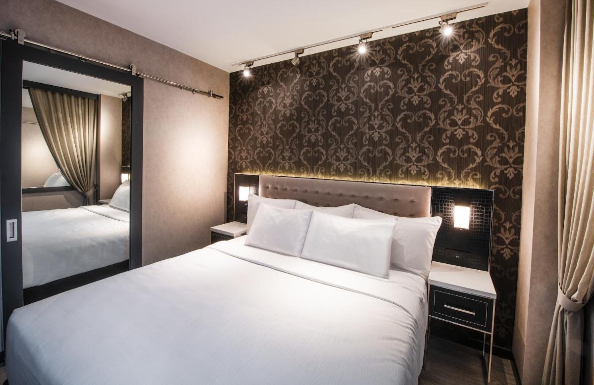 Aliz Hotel Times Square - image 2