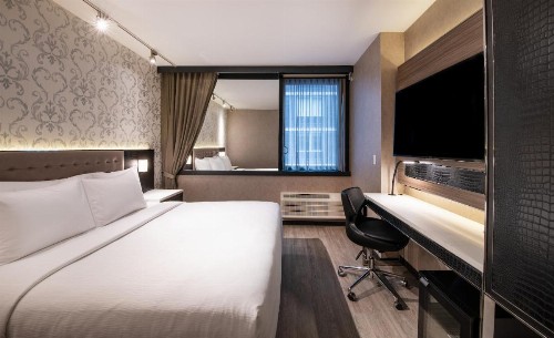 Aliz Hotel Times Square - image 5