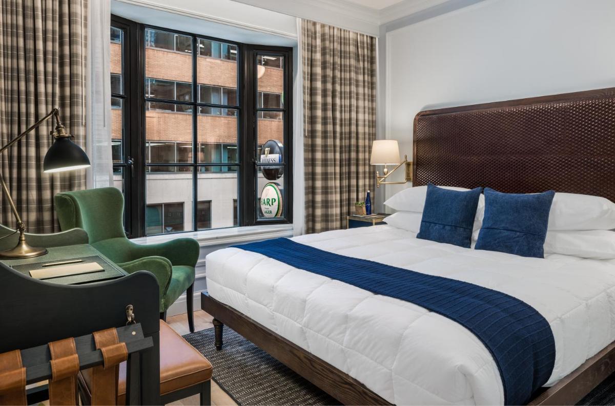 Merrion Row Hotel and Public House - image 3