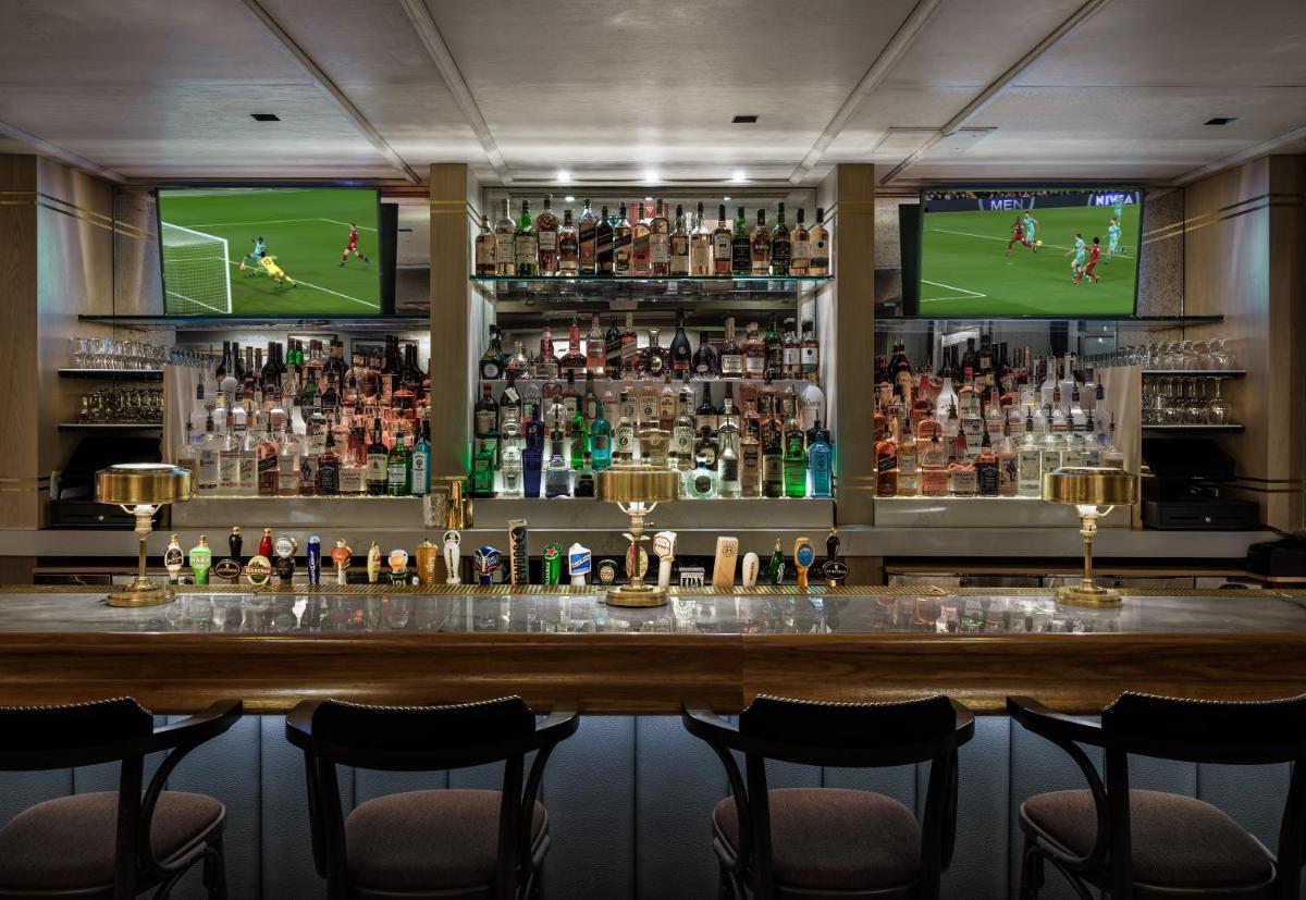 Merrion Row Hotel and Public House - image 7