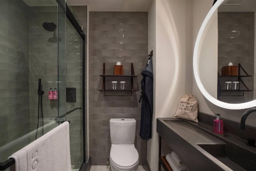 Moxy NYC Downtown - image 7