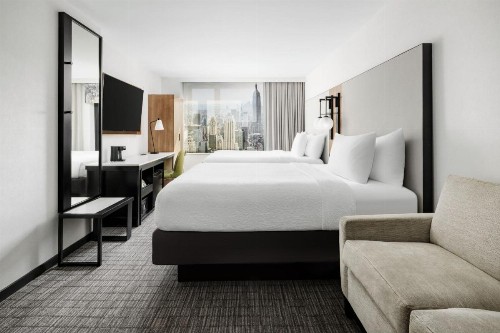 Fairfield Inn & Suites by Marriott New York Manhattan/Times Square South - image 33