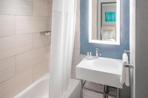 SpringHill Suites by Marriott New York Manhattan/Times Square South - image 12