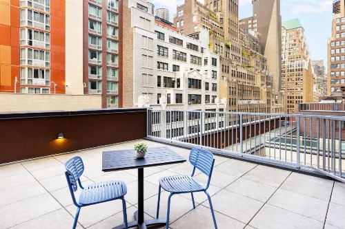 SpringHill Suites by Marriott New York Manhattan/Times Square South - image 6