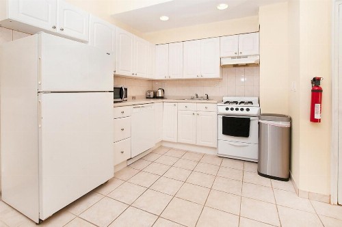 Corporate Suites on Upper East Side - image 9