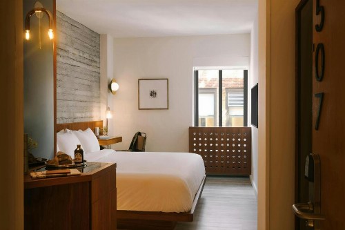 Hotel Henri - image 14