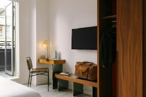 Hotel Henri - image 21