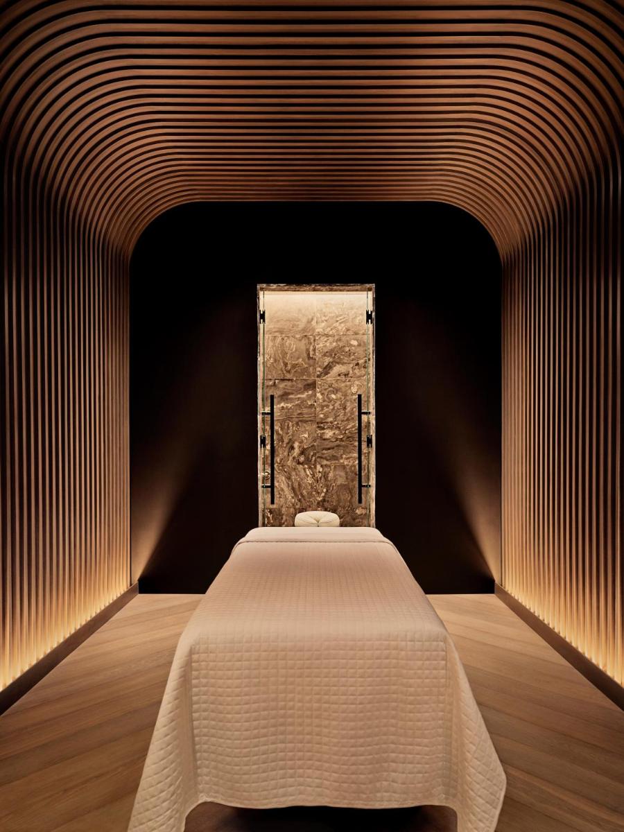 Equinox Hotel Hudson Yards New York City - image 2