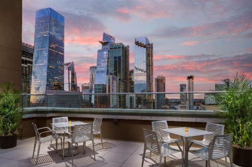 DoubleTree by Hilton New York Times Square South - image 2