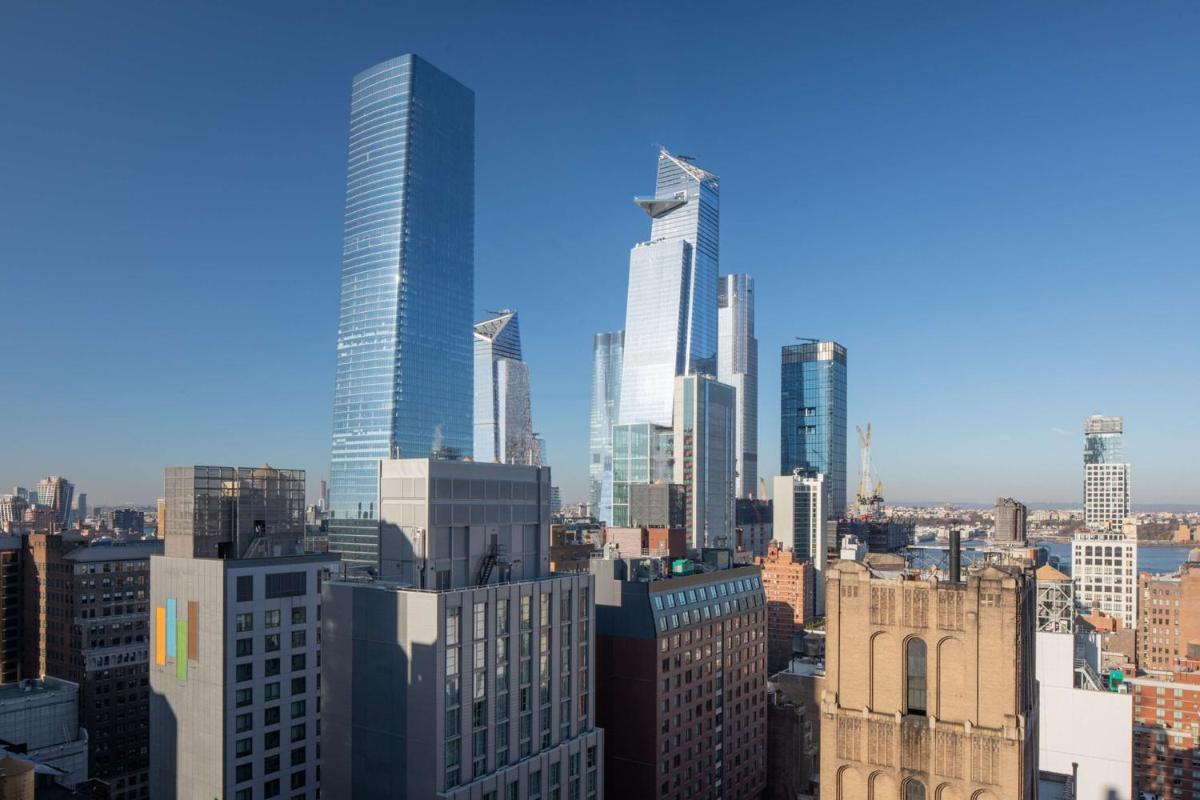 DoubleTree by Hilton New York Times Square South - image 3