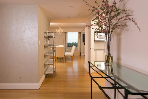 Luxurious Central Park South Two Bedroom Apartment by Lauren Berger Collection - image 9