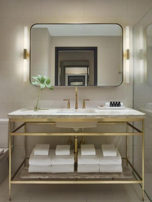 11 Howard by Suiteness - image 7