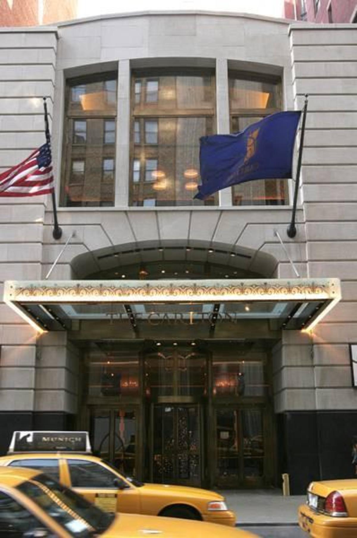 CARLTON HOTEL AUTOGRAPH COLLECTION - image 5