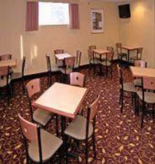 Travelodge by Wyndham Ozone Park
